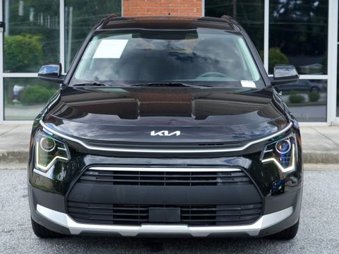 Used 2025 Kia Niro EX FWD image 41