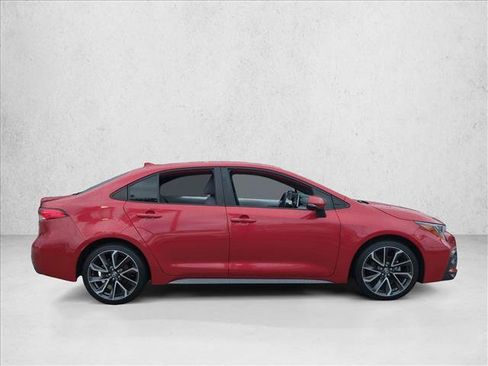 Certified 2021 Toyota Corolla SE FWD image 4