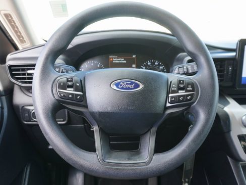 Certified 2021 Ford Explorer 2WD image 8
