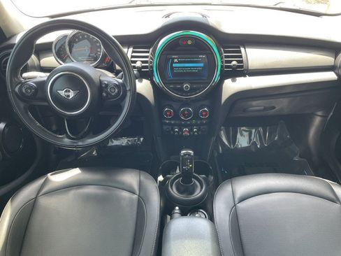 Used 2020 MINI Cooper 4-Door Hardtop w/ Storage Package FWD image 13