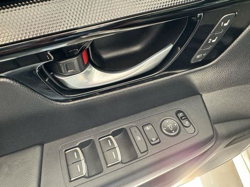 Used 2023 Honda CR-V Sport Touring image 11