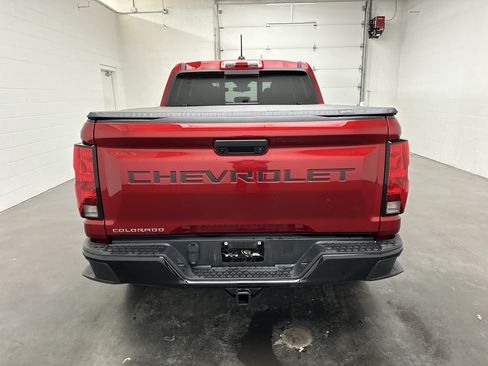 Used 2024 Chevrolet Colorado Trail Boss w/ Advanced Trailering Package AWD/4WD image 9