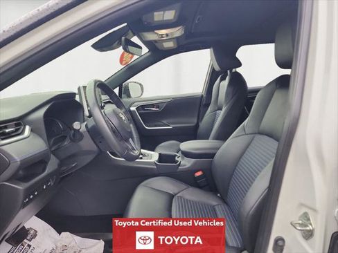 Certified 2022 Toyota RAV4 XSE w/ XSE Grade Weather Package AWD/4WD image 11