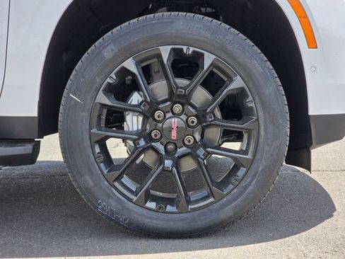 New 2026 GMC Yukon XL Elevation w/ Elevation Premium Package AWD/4WD image 9