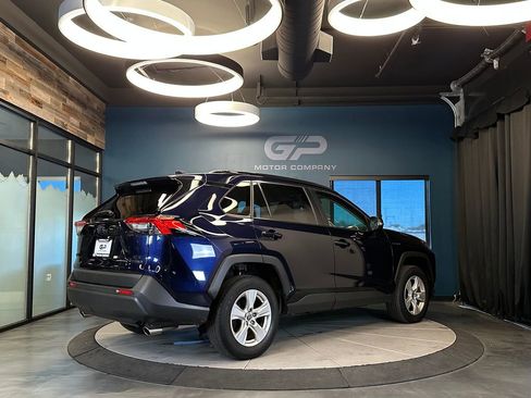 Used 2020 Toyota RAV4 XLE w/ XLE Grade Weather Package AWD/4WD image 3