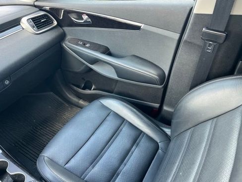 Used 2018 Kia Sorento EX w/ EX Advanced Touring Package AWD/4WD image 10