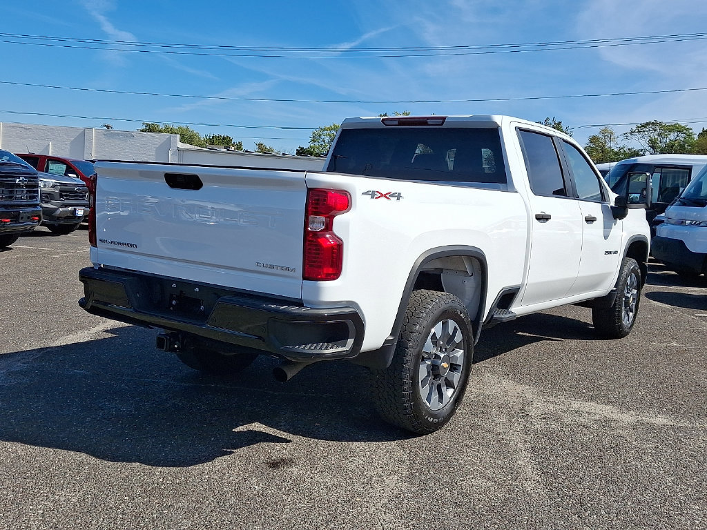 Used 2024 Chevrolet Silverado 2500 Custom w/ Custom Value Package AWD/4WD image 11