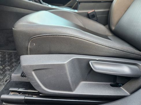 Used 2019 Volkswagen Jetta SEL w/ Cold Weather Package image 23