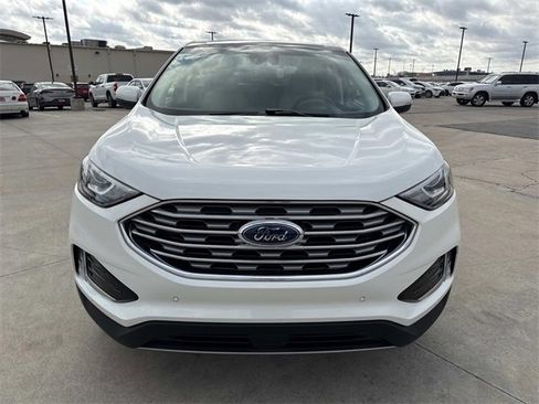 Used 2020 Ford Edge Titanium image 9