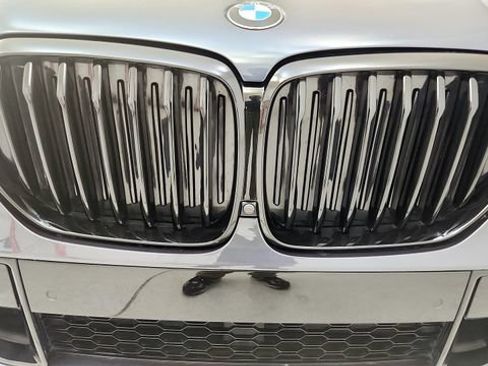 Used 2022 BMW X5 sDrive40i w/ M Sport Package RWD image 23