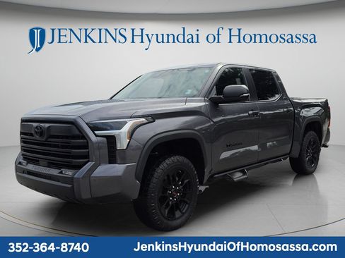 Used 2025 Toyota Tundra SR5 w/ SR5 Premium Package RWD image 9