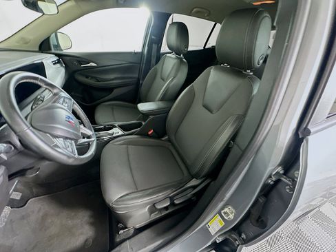 Used 2025 Buick Encore GX Preferred image 13