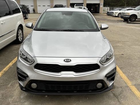 Used 2019 Kia Forte LXS image 3