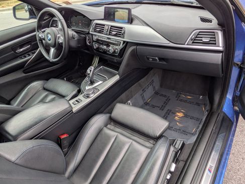 Used 2019 BMW 440i xDrive Convertible w/ M Sport Package image 24