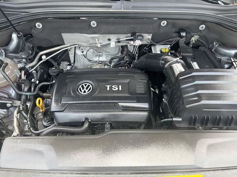 Certified 2023 Volkswagen Atlas Cross Sport SE FWD image 35