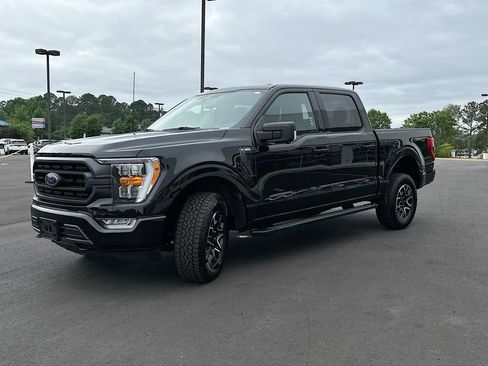 Used 2022 Ford F150 XLT w/ Equipment Group 302A High AWD/4WD image 2