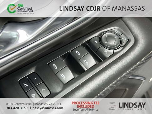 Used 2023 GMC Yukon SLT w/ SLT Premium Package AWD/4WD image 32