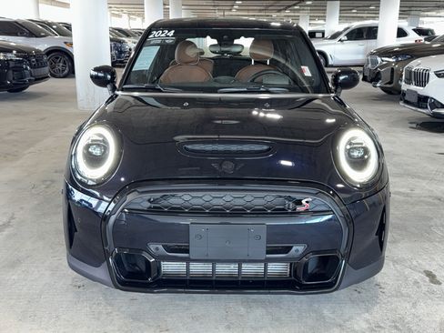 Used 2024 MINI Cooper S FWD image 3