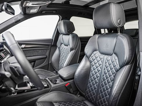 Used 2023 Audi SQ5 Premium Plus w/ Premium Plus Package image 11