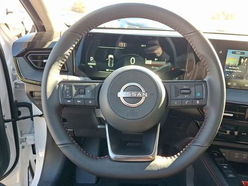 New 2026 Nissan Kicks SR w/ SR Premium Package image 17