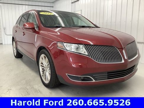 Used 2014 Lincoln MKT AWD w/ Equipment Group 201A image 1