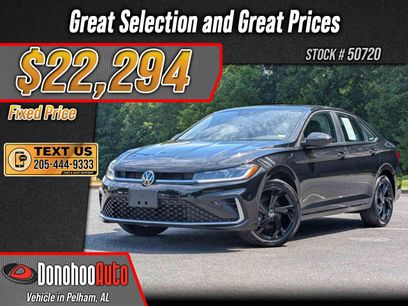 Used 2025 Volkswagen Jetta SE w/ Black Wheel Package
