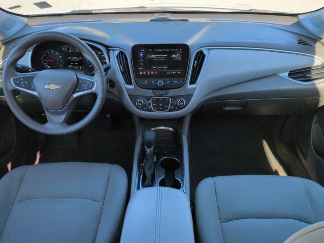 Used 2025 Chevrolet Malibu LT FWD image 13