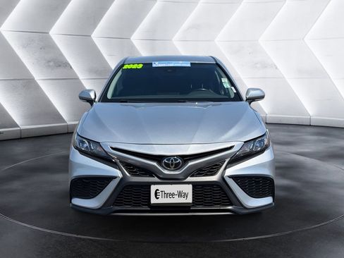 Used 2023 Toyota Camry SE FWD image 8