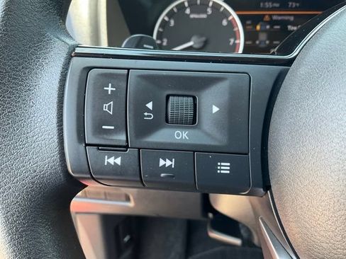 Used 2023 Nissan Rogue SV AWD/4WD image 10