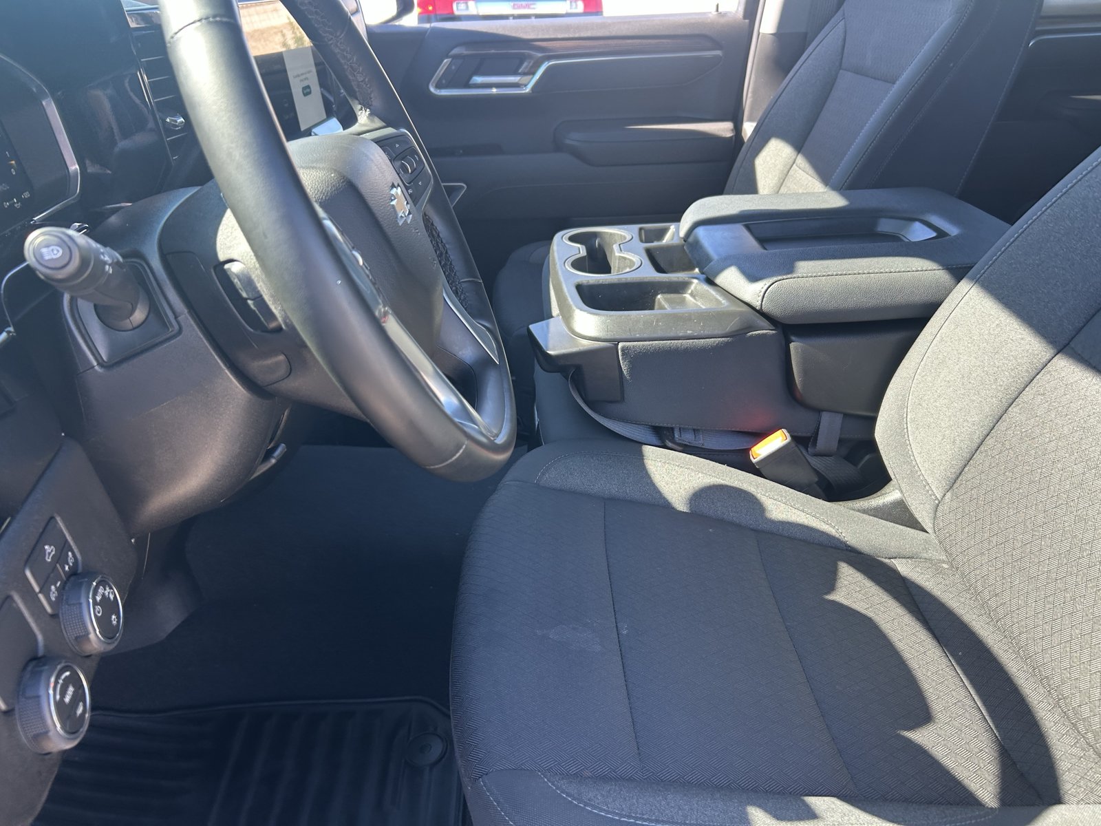 Certified 2026 Chevrolet Silverado 1500 LT RWD image 13