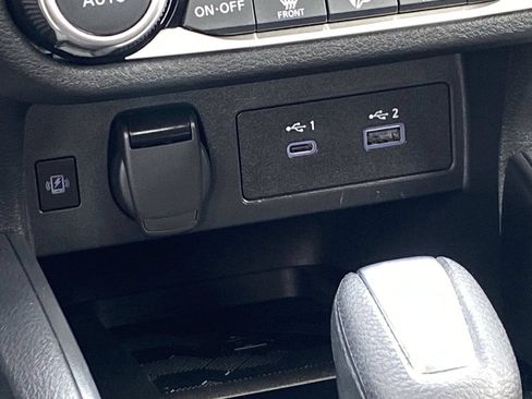 Certified 2025 Nissan Versa SR w/ Trunk Package FWD image 21