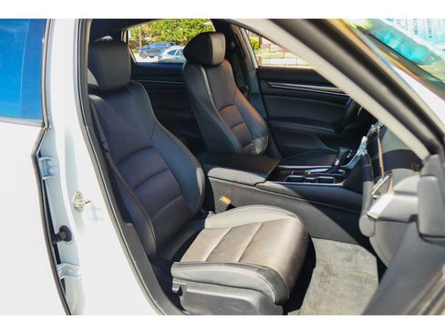 Used 2019 Honda Accord Sport image 14