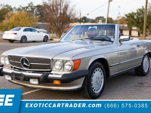 Used 1987 Mercedes-Benz 560 SL image 1