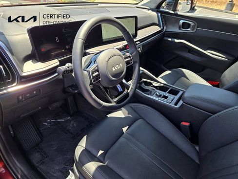 Certified 2025 Kia Sorento X-Line EX AWD/4WD image 11