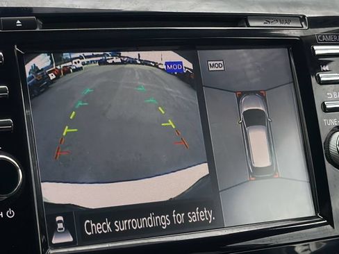 Used 2016 Nissan Murano SL AWD/4WD image 29