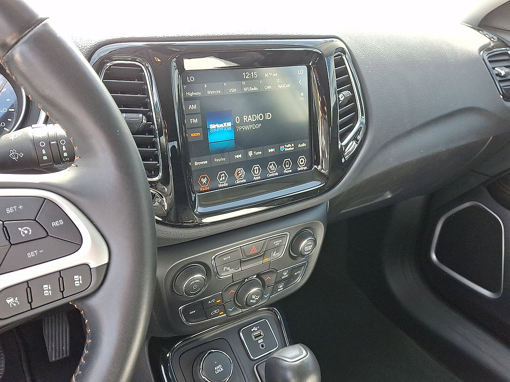 Used 2021 Jeep Compass Limited AWD/4WD image 14