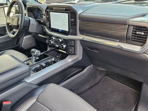 Used 2025 Ford F150 Lariat w/ Equipment Group 501A Mid image 14