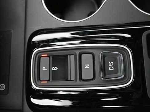 New 2026 Honda Pilot Black Edition image 17