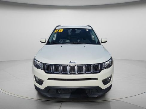 Used 2020 Jeep Compass Latitude FWD image 4