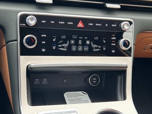 New 2026 Genesis GV80 2.5T Prestige AWD/4WD image 36