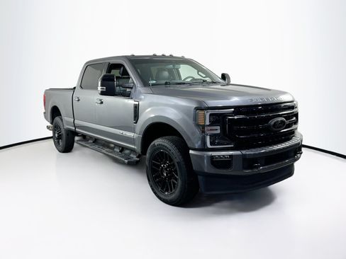 Used 2022 Ford F250 Lariat w/ Black Appearance Package AWD/4WD image 3