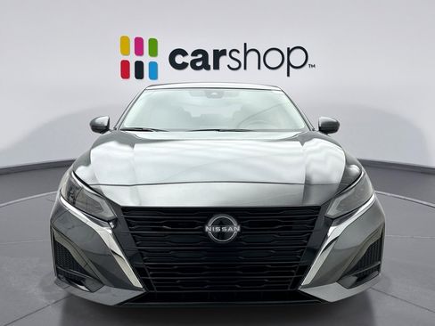 Used 2023 Nissan Altima 2.5 SV image 8