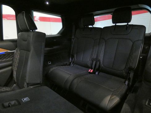 Used 2024 Jeep Grand Cherokee L Summit AWD/4WD image 32