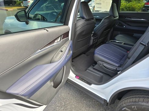 New 2026 INFINITI QX60 Sport w/ Dark Cargo Package image 16