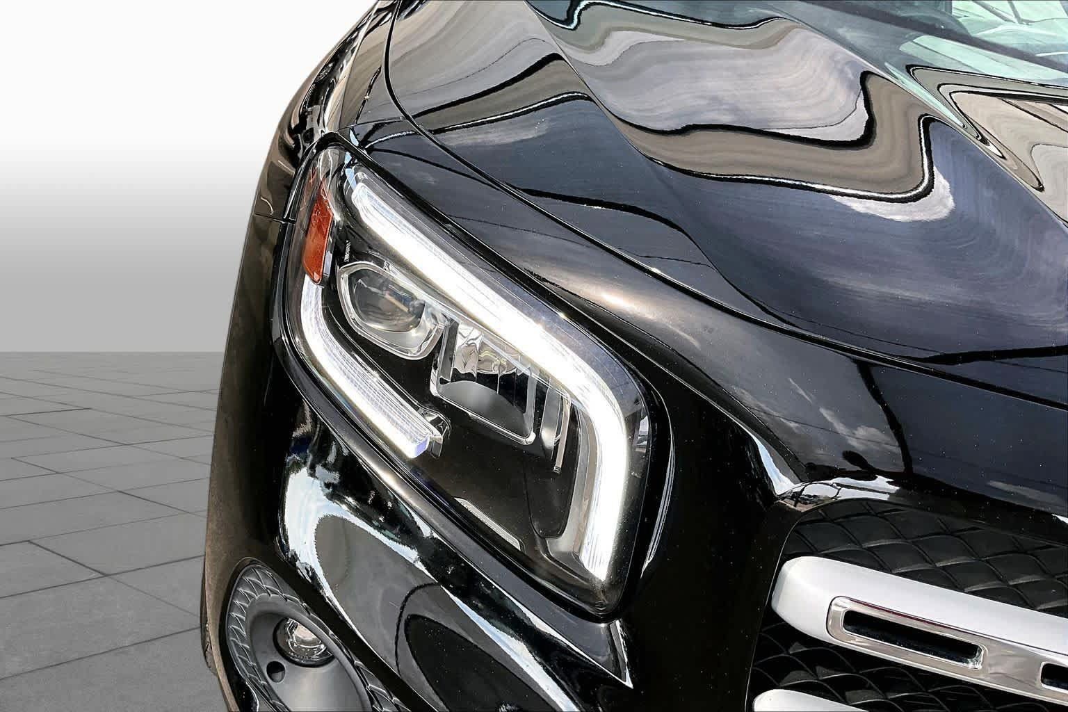 Used 2021 Mercedes-Benz GLB 250 image 28