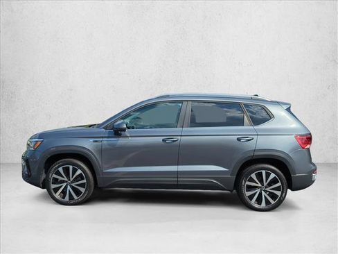 Used 2023 Volkswagen Taos SE FWD image 14
