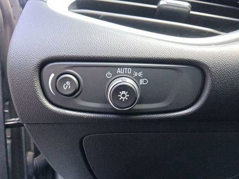 Used 2024 Chevrolet Malibu LT FWD image 17