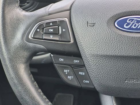 Used 2019 Ford Escape SEL AWD/4WD image 25