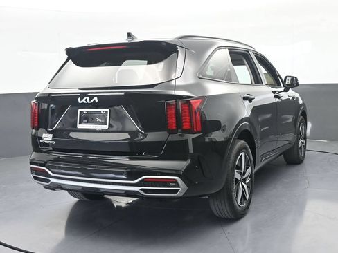 Used 2023 Kia Sorento S FWD image 5