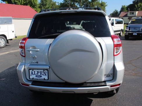 Used 2011 Toyota RAV4 2WD w/ Upgrade Value Pkg image 5